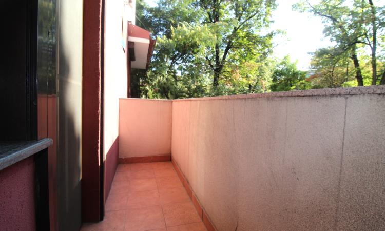 3 camere-decomandat-100 mp-2 bai-centrala-2 locuri parcare-Primaverii