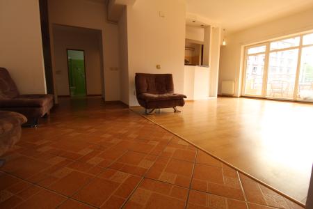 Unirii-Piata Alba Iulia-centrala proprie-imobil 2008-Ap. cu TERASA