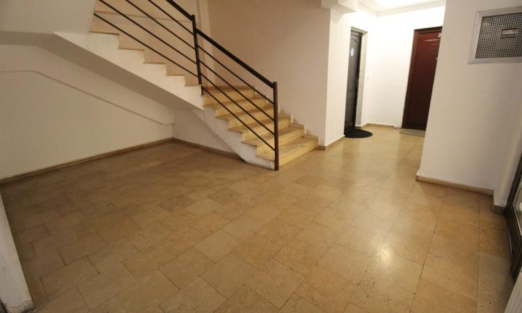 Unirii-Piata Alba Iulia-centrala proprie-imobil 2008-Ap. cu TERASA