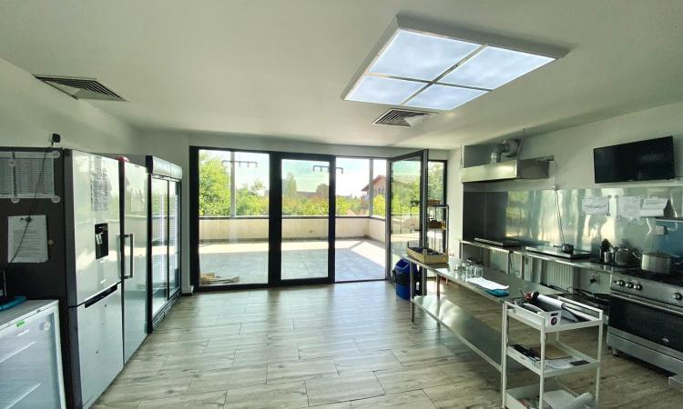 Spatiu Comercial - Birouri - Jiului