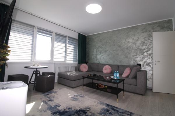 3 camere-60 mp-lux-1 Mai