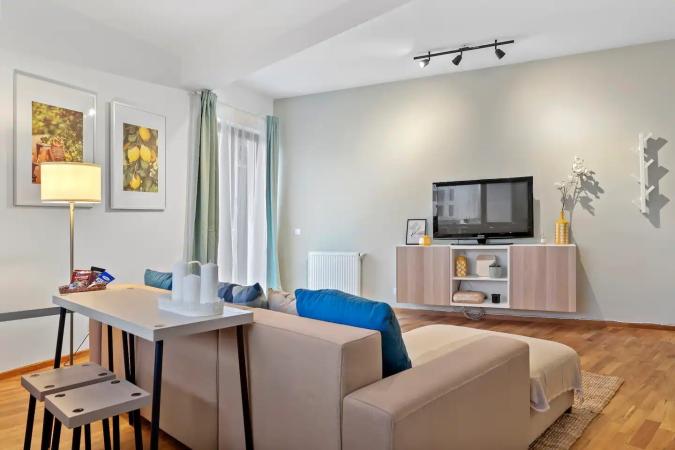 Baneasa - Sisesti, apartament 2 camere in bloc, etaj P/3