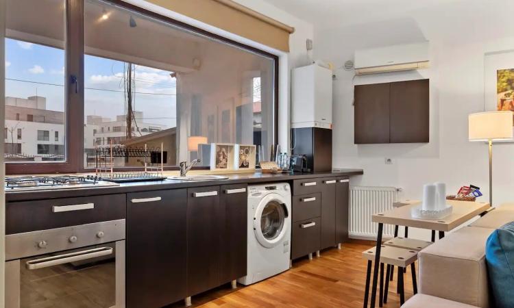 Baneasa - Sisesti, apartament 2 camere in bloc, etaj P/3