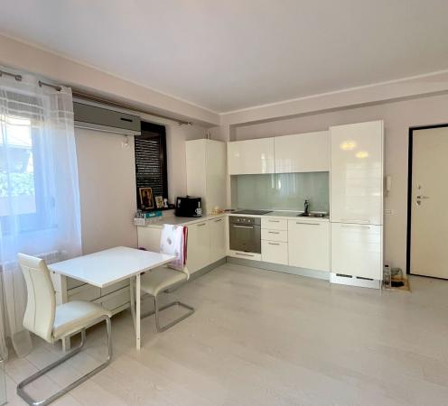 Ion Mihalache  - Carol Knappe, apartament 2 camere in bloc, parter-inalt