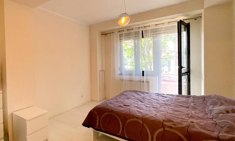 Ion Mihalache - Carol Knappe, apartament 2 camere in bloc, parter-inalt