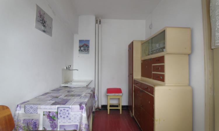 3 camere-66 mp-centrala de bloc modernizata-Dorobanti