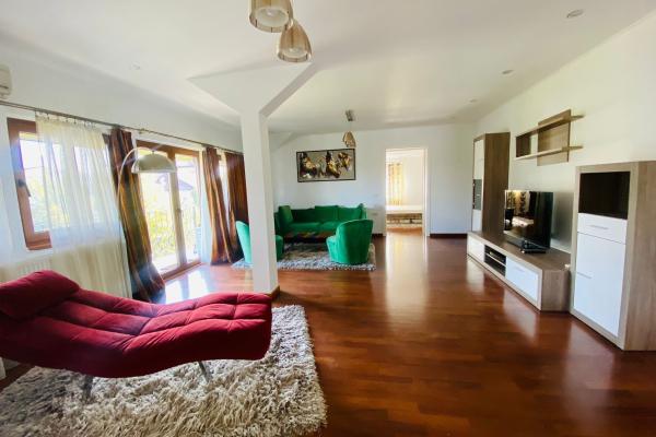 2 Camere - Mansarda - Primaverii - Lux