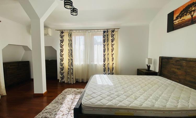2 Camere - Mansarda - Primaverii - Lux