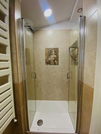 2 Camere - Mansarda - Primaverii - Lux