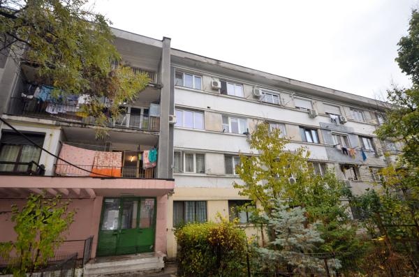 Piata Muncii - Basarabia - Chisinau - garsoniera - parter