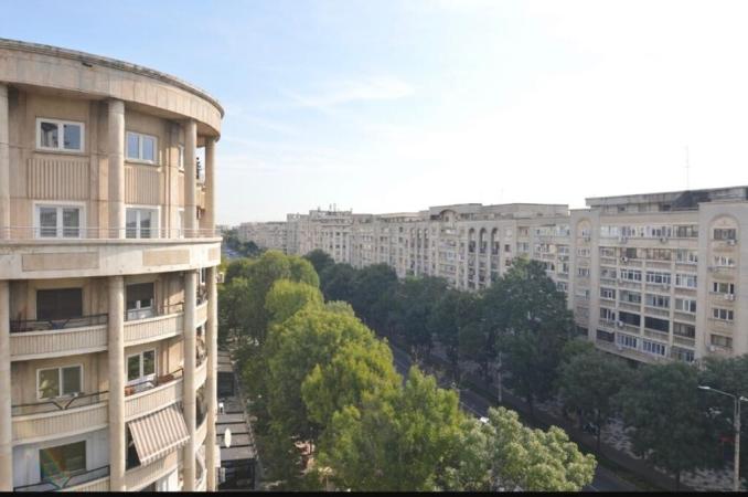 Decebal-Piata Alba Iulia-vedere bulevard-complet renovata