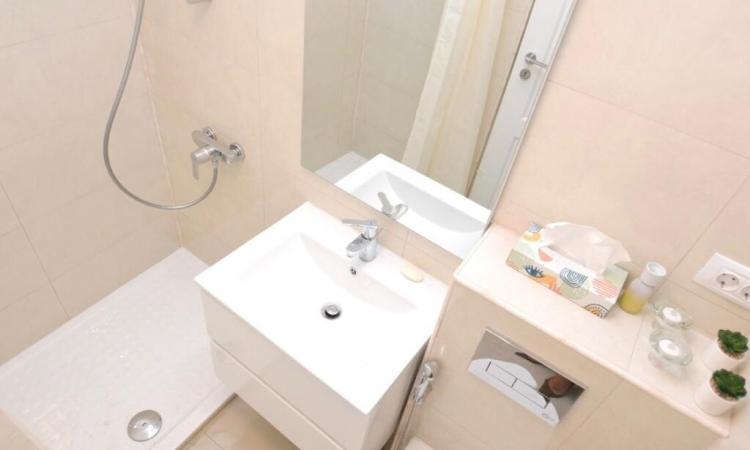 Decebal-Piata Alba Iulia-vedere bulevard-complet renovata
