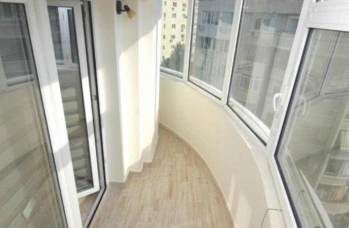 Decebal-Piata Alba Iulia-vedere bulevard-complet renovata