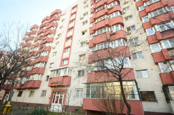 13 Septembrie - Garsoniera - 41 mp -Etaj 6- Bloc Mixt
