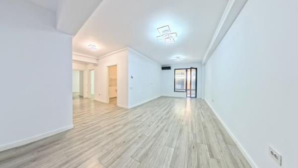 3 camere Via Pipera - Etaj 2/5 - 93 mp utili -