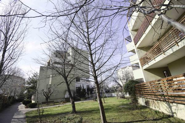 Luxury apartment Sisesti Bucurestii Noi, 2 Cocosi in a residential complex