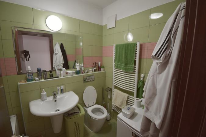 Luxury apartment Sisesti Bucurestii Noi, 2 Cocosi in a residential complex