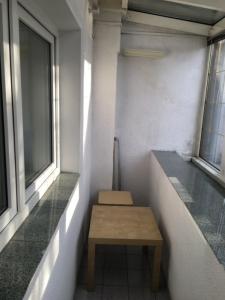 Apartament 2 camere Romana vis a vis Restaurant ”La Mama”