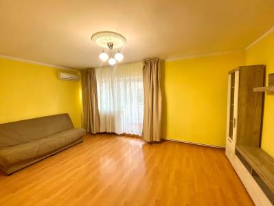 3 Camere - Aviatiei - Promenada