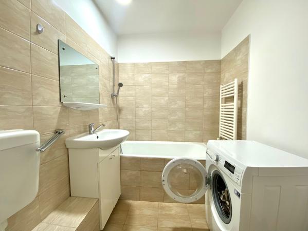 3 Camere - Aviatiei - Promenada