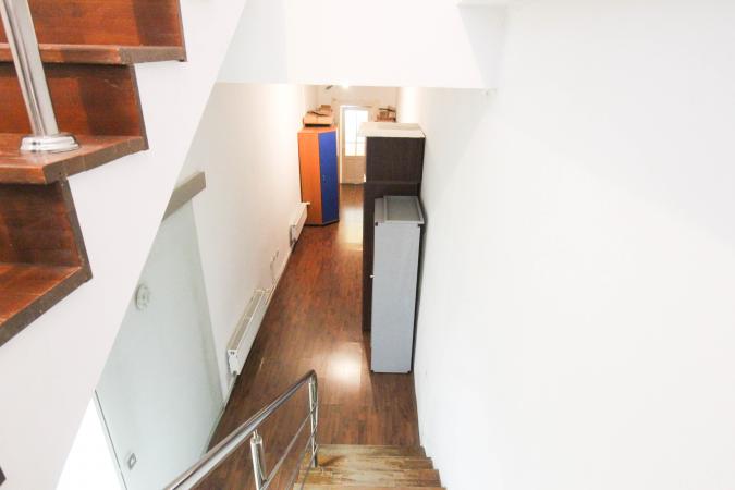 Vila-Rond George Cosbuc-Casa Poporului, curte generoasa