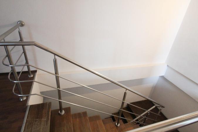 Vila-Rond George Cosbuc-Casa Poporului, curte generoasa