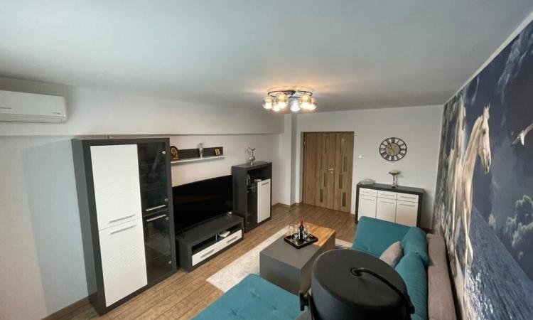 2 camere-Lux-Unirii-Loc de Parcare