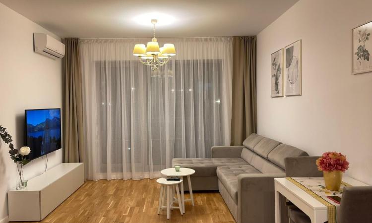 Luxuria - Domenii - Herastrau - Expozitiei