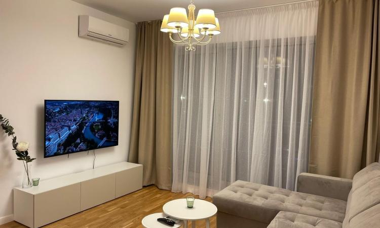 Luxuria - Domenii - Herastrau - Expozitiei