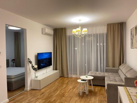 Luxuria - Domenii - Herastrau - Expozitiei