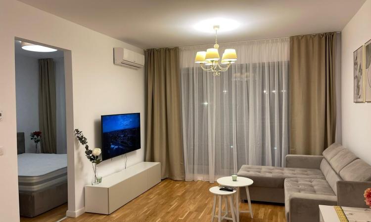Luxuria - Domenii - Herastrau - Expozitiei