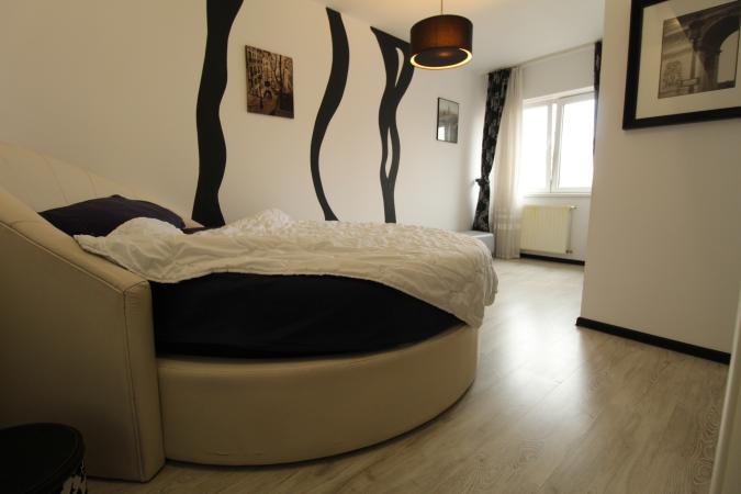 Unirii - Piata Alba Iulia- imobil 2009 - ideal investitie