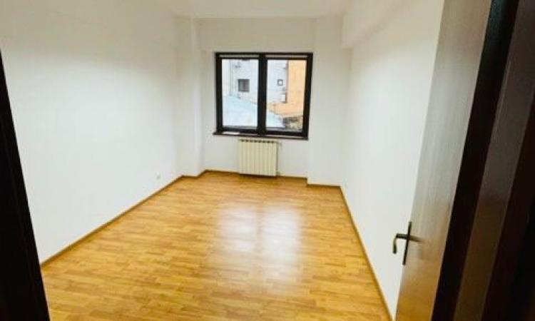 Birouri - 3 Camere - Dorobanti - Capitale - Petrom