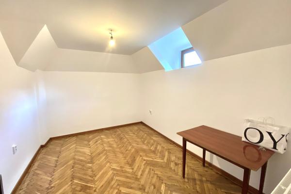 3 Camere - Birouri - Capitale - Roma