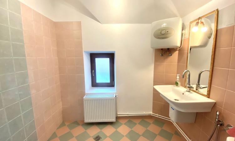 3 Camere - Birouri - Capitale - Roma