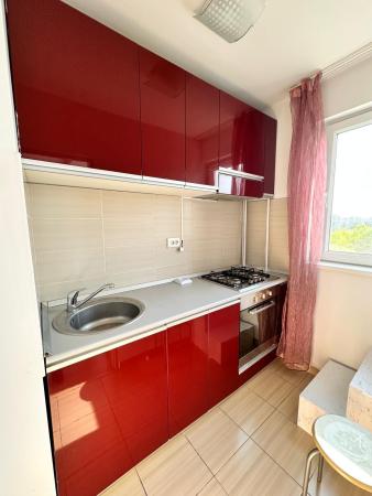 Garsoniera - Bulevardul Basarabiei - Metrou Costin Georgian 5 min - decomandata