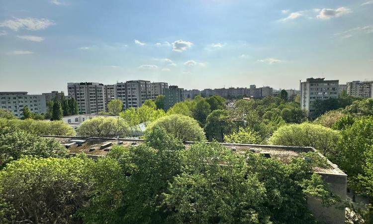 Garsoniera - Bulevardul Basarabiei - Metrou Costin Georgian 5 min - decomandata