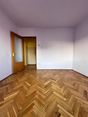 4 rooms - 0 minutes Metrou Stefan cel Mare - 90 usable square meters - 1982