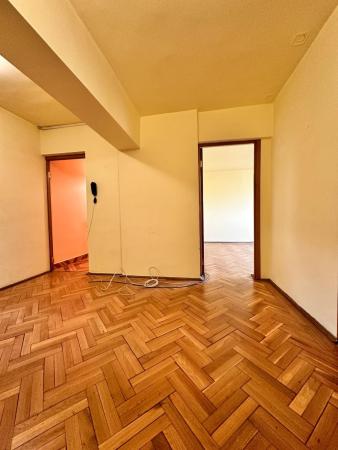 4 rooms - 0 minutes Metrou Stefan cel Mare - 90 usable square meters - 1982