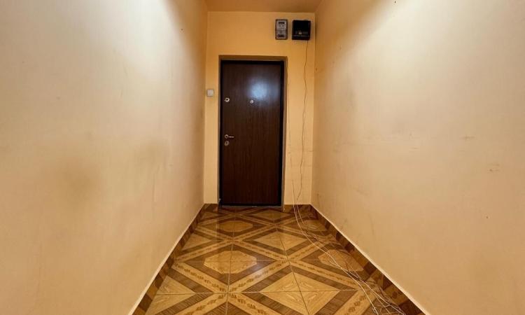 4 rooms - 0 minutes Metrou Stefan cel Mare - 90 usable square meters - 1982