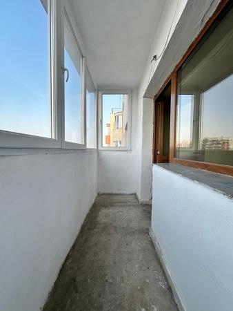 4 rooms - 0 minutes Metrou Stefan cel Mare - 90 usable square meters - 1982