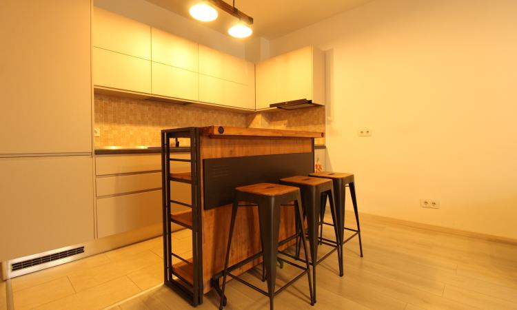 Unirii-Piata Unirii-Terasa--loc de parcare subteran-complet renovat