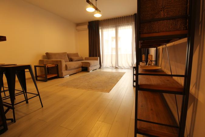Unirii-Piata Unirii-Terasa--loc de parcare subteran-complet renovat