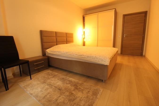 Unirii-Piata Unirii-Terasa--loc de parcare subteran-complet renovat