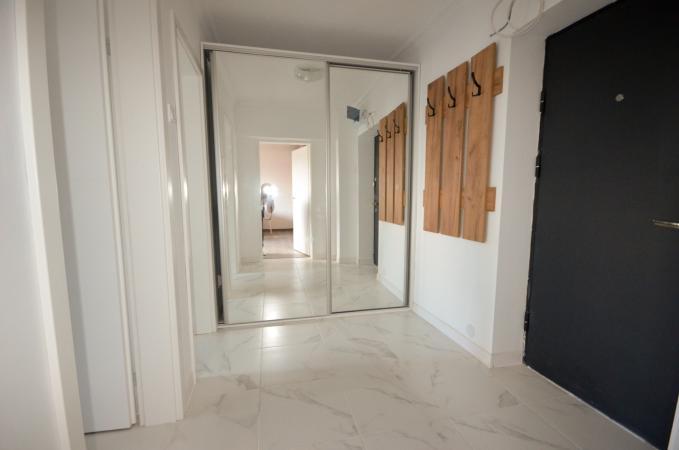 Unirii - Piata Alba Iulia - Decebal - Garsoniera renovata integral -nou mobilata