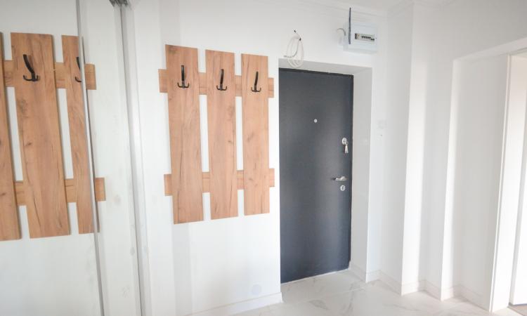 Unirii - Piata Alba Iulia - Decebal - Garsoniera renovata integral -nou mobilata