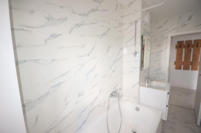 Unirii - Piata Alba Iulia - Decebal - Garsoniera renovata integral -nou mobilata
