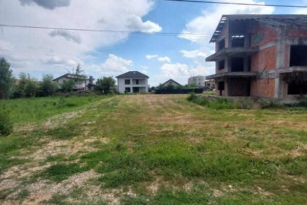 Teren 1.000 mp lângă pădure – Balotești, Str. Fieni | P+2 | Deschidere 21 ml