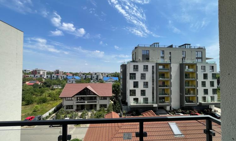 Baneasa - Sisesti, apartament 2 camere in bloc, decomandat, etaj 4/5