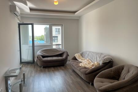 Baneasa - Sisesti, apartament 2 camere in bloc, decomandat, etaj 4/5